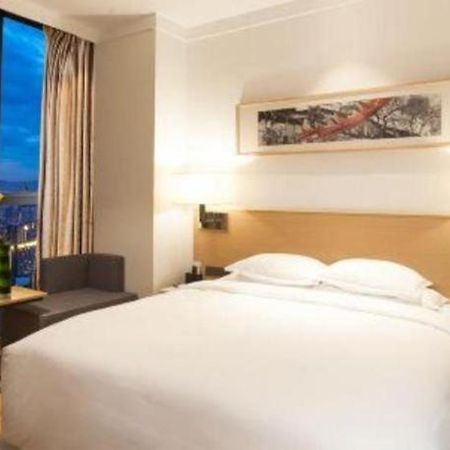 Ramada Encore By Wyndham Chongqing Yubei Exterior foto
